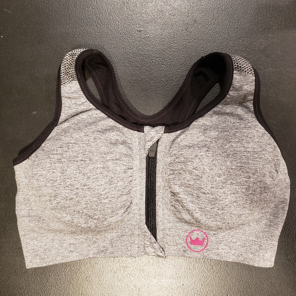 SheFit Seamless Sports Bra